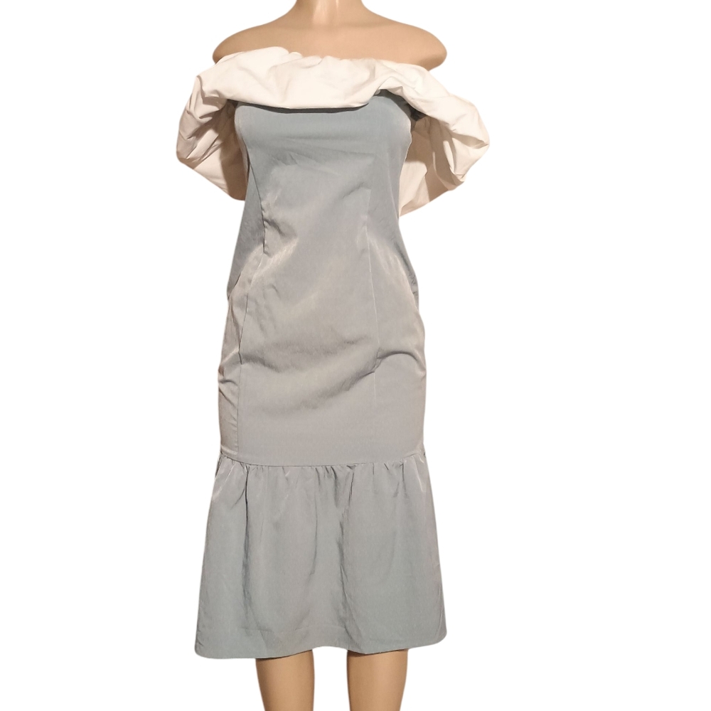L'Atiste Blue-Grey/White Strapless Dress. Size Large. NWT